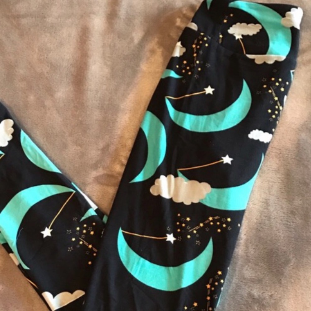 NWT LuLaRoe Moon and star~black and mint green 🦄❤