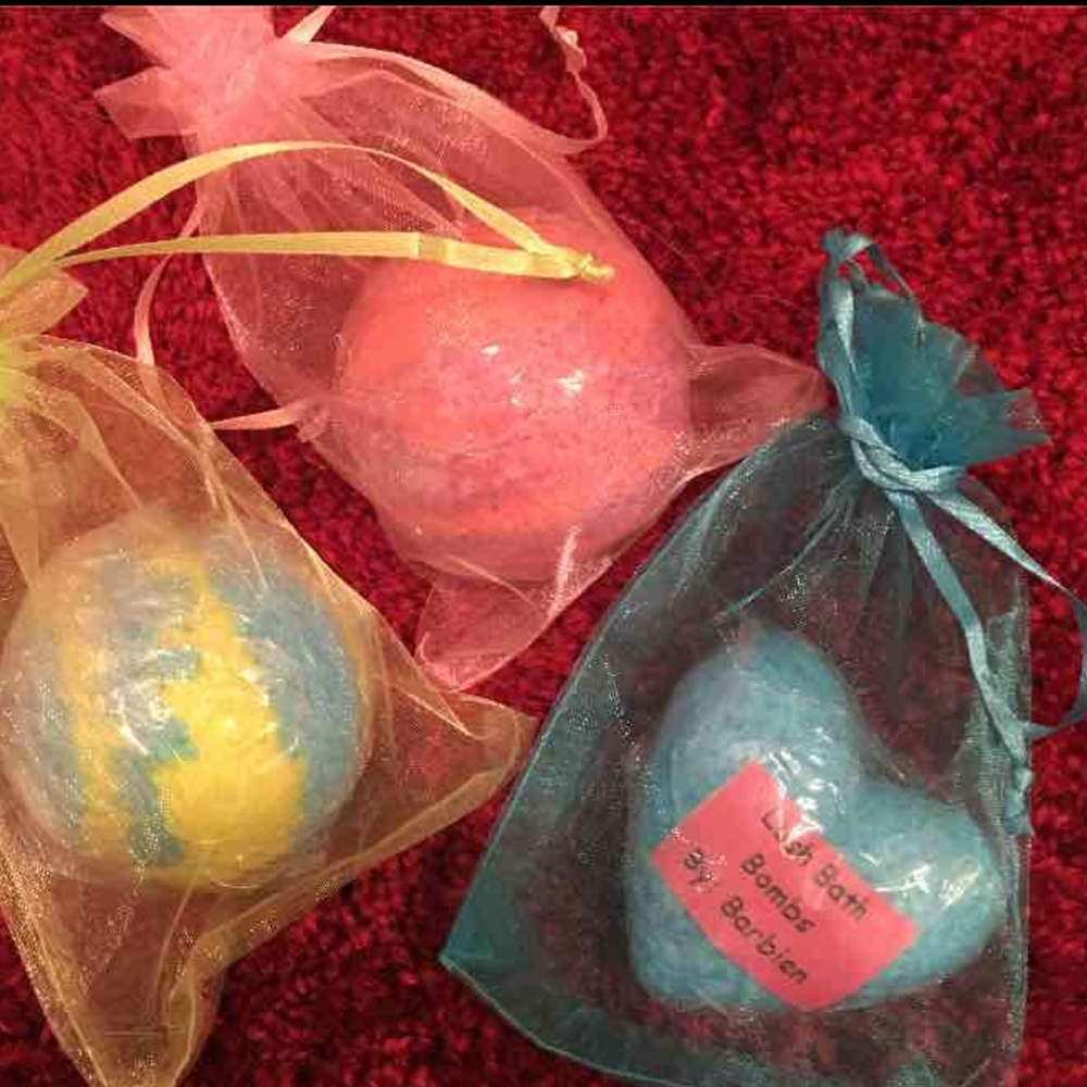 Bath bombs