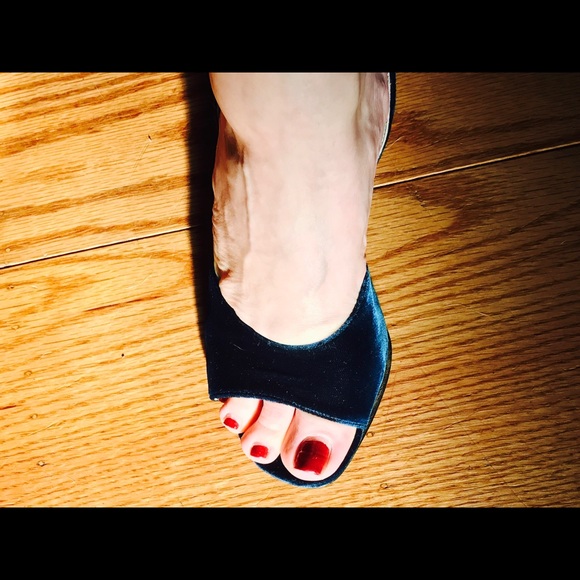 Prada Velvet Wedges size 40 - Picture 3 of 7