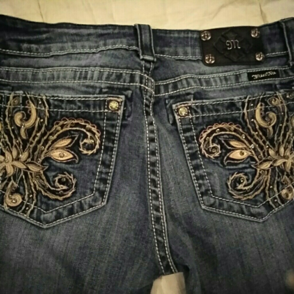 Gently Used Miss Me Size 30 Skinny Jeans