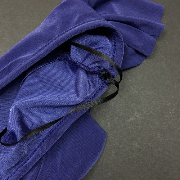 Anthropologie Pins and Needles Ruffle V- Neck Tank - Picture 3 of 8