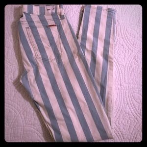 Hudson pin stripe blue and white skinnies size 27!