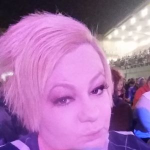 Meet your Posher, Vicki