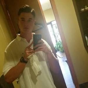 Meet your Posher, Mitchell