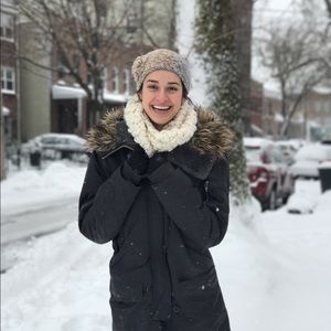 Meet your Posher, Addi