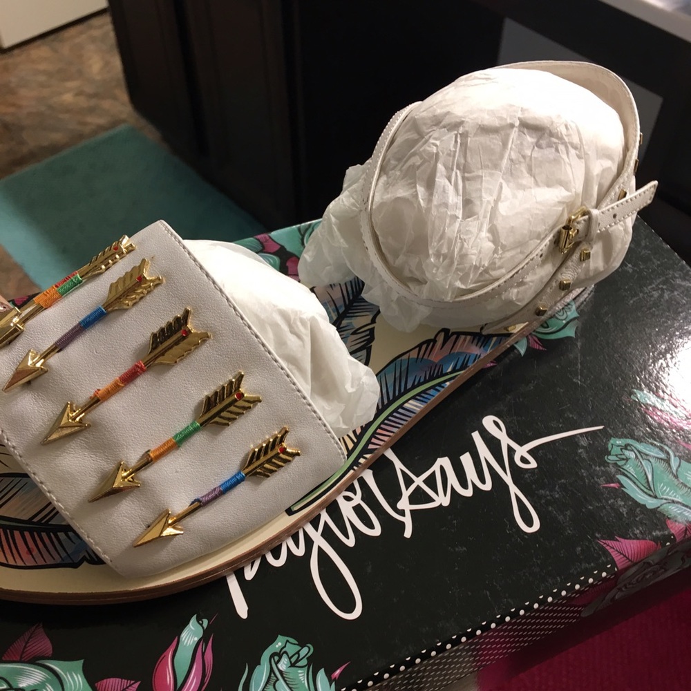 Woman Sandals