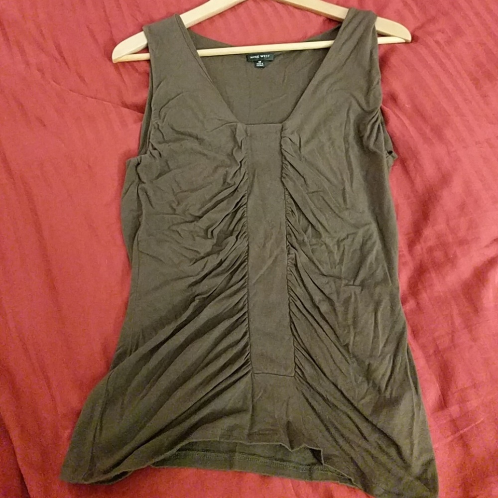 Nine west sleeveless top