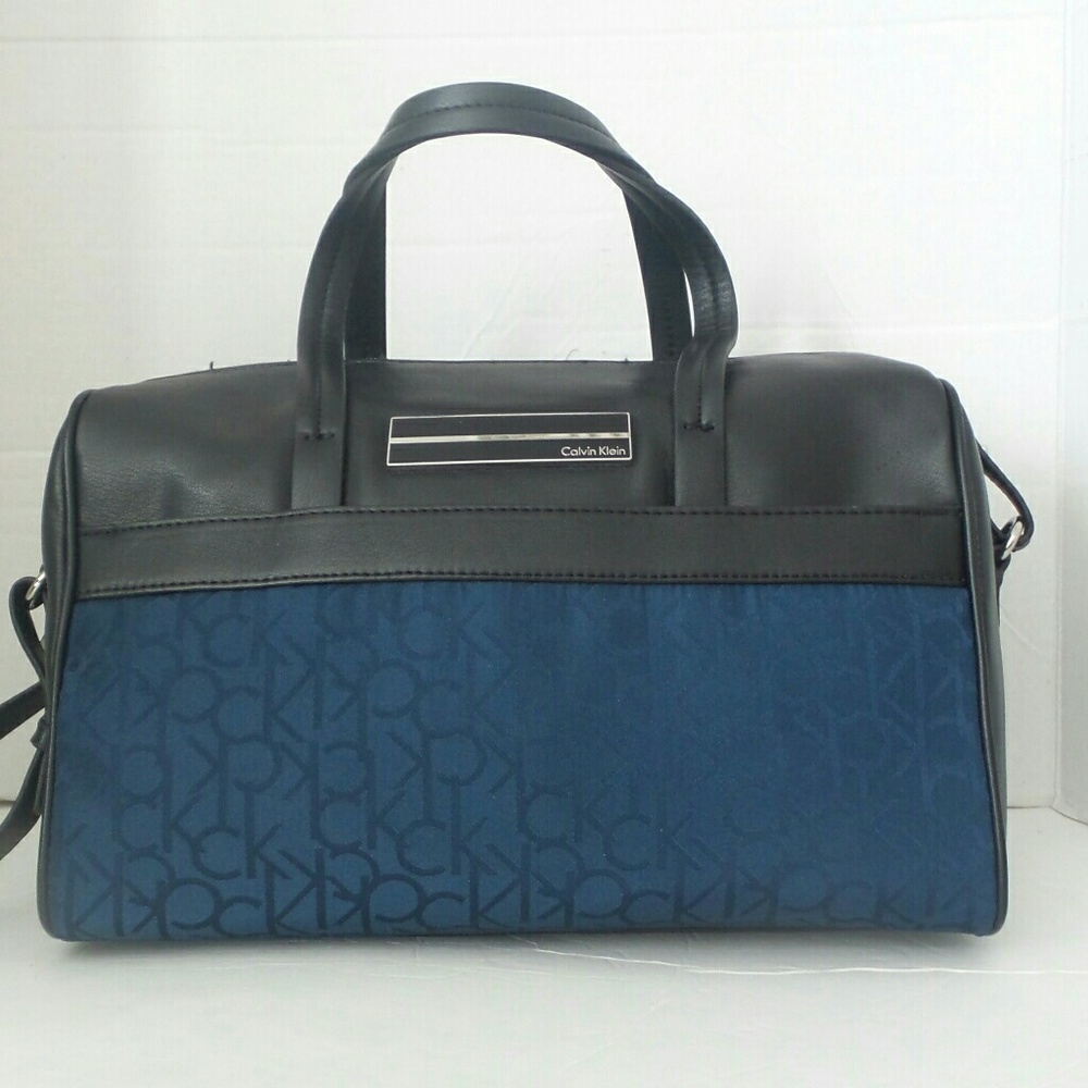Calvin Klein woman handbag Blue on Black Brenda