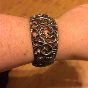Metal bracelet