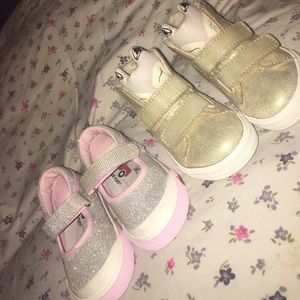 Toddler Shoes. Size 5