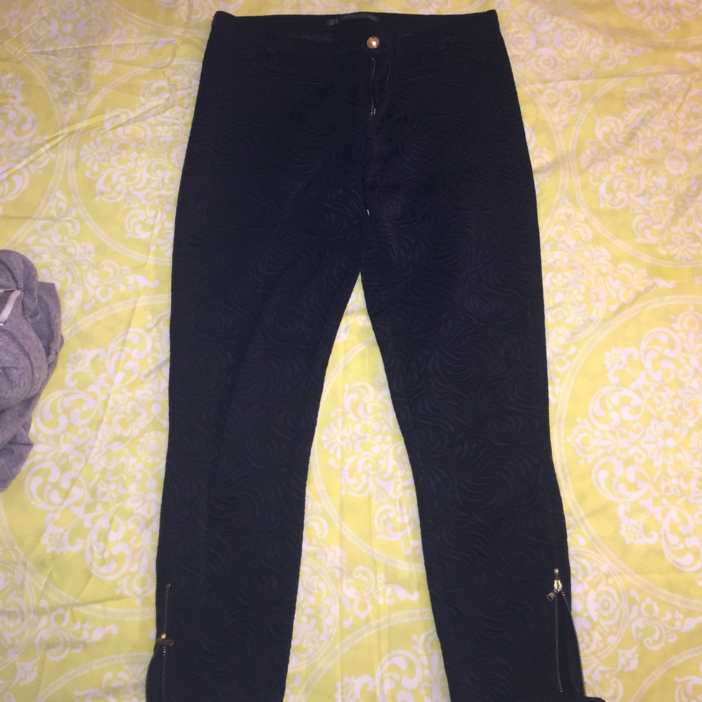 Zara Dressy (Print Ankle Pants)