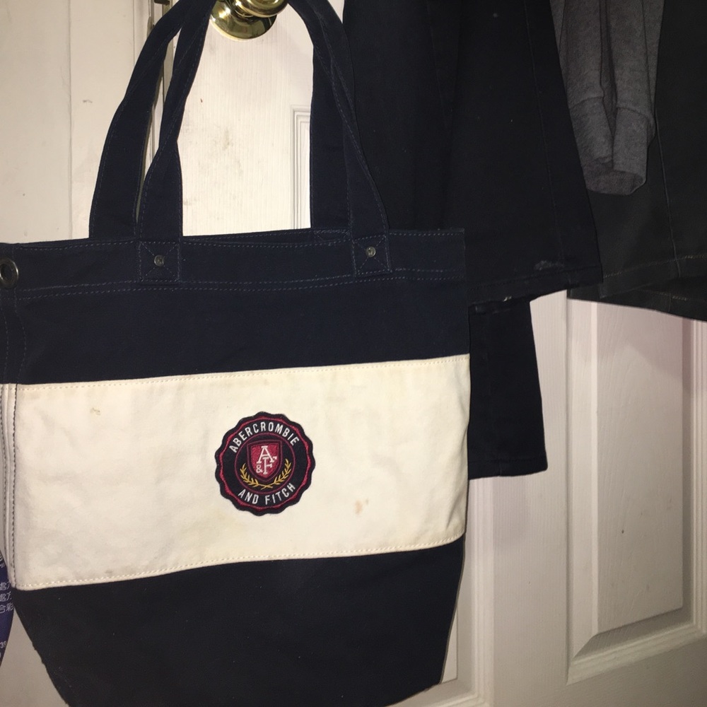 LARGE a&f TOTE