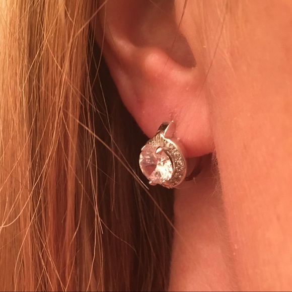 White Topaz Gemstone & 18K Gold Huggie Earrings - Picture 5 of 7