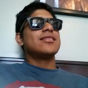 Meet your Posher, Efren