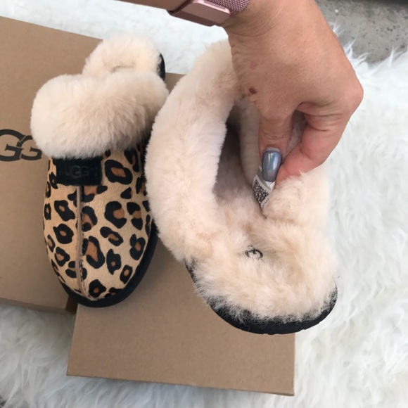 UGG authentic scuffette calf hair leopard sz 8 New - Picture 5 of 5