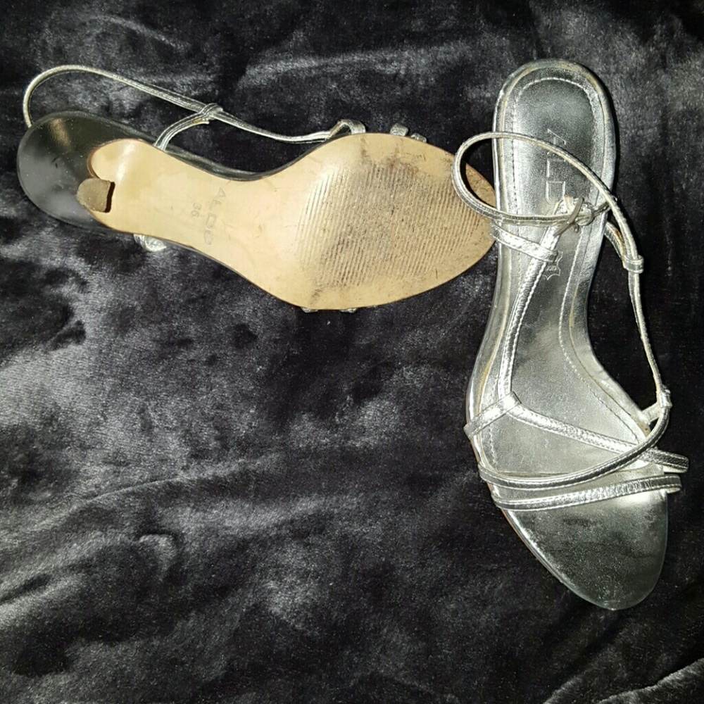 CUTE ALDO HEELS