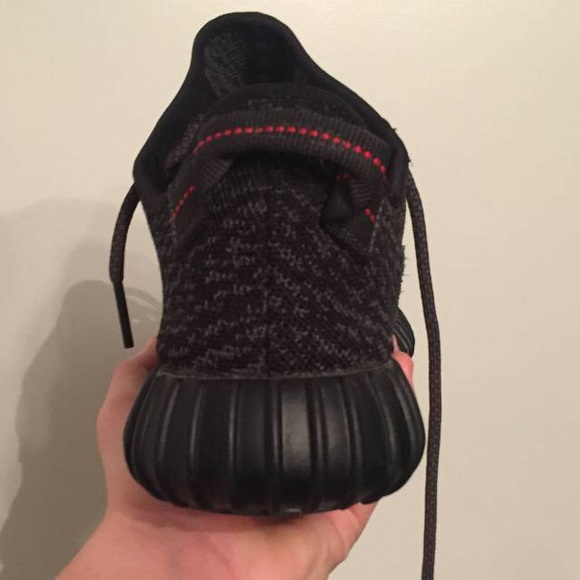 Yeezy Pirate Black Size 11 never been used!