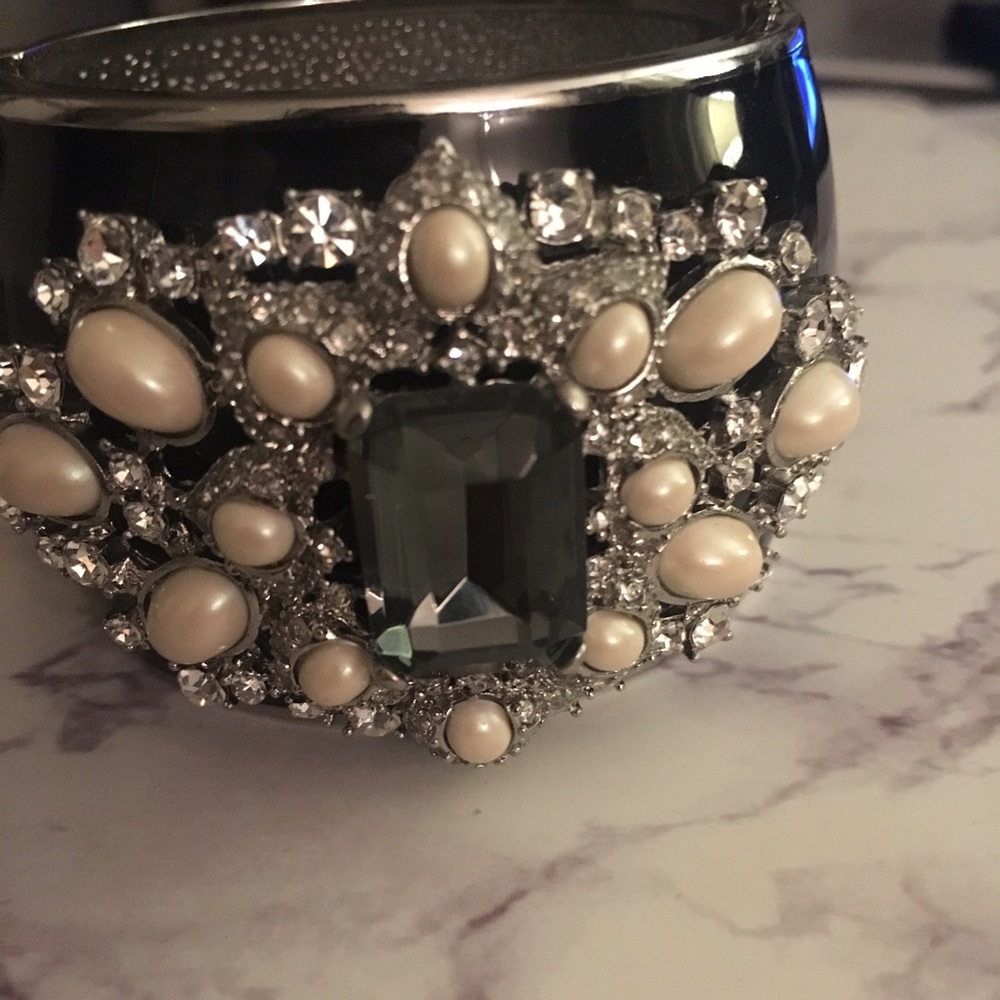 Bracelet cuff
