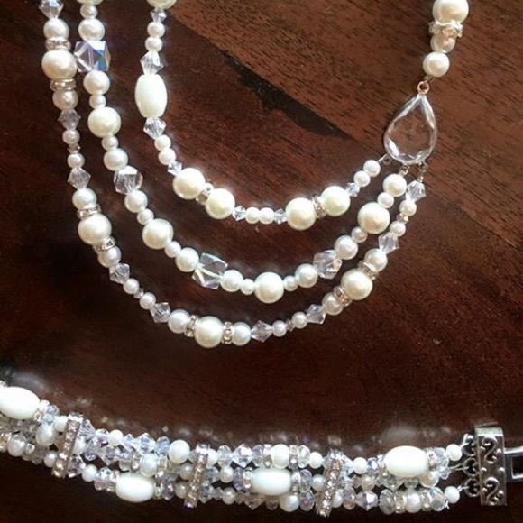 Handmade wedding necklace and bracelet set - Picture 2 of 4