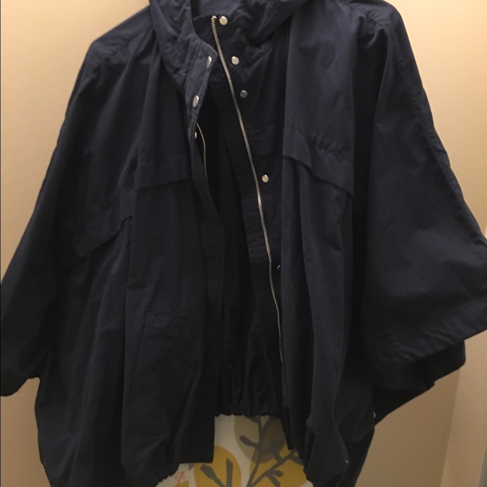 Navy Batwing Gap Poncho | xs/s