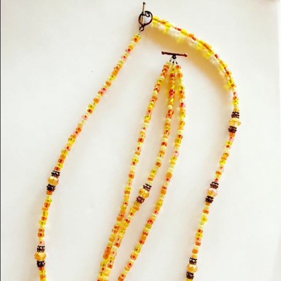 Handmade Swarovski accented necklace and bracelet - Picture 2 of 4