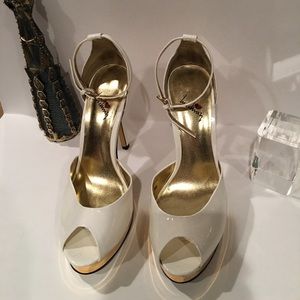 Luichiny white heels. Size 7.5