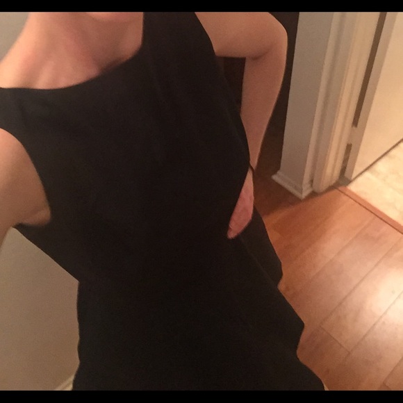 Classic lines LBD Isaac Mizrahi for Target 🎯💋 - Picture 2 of 8