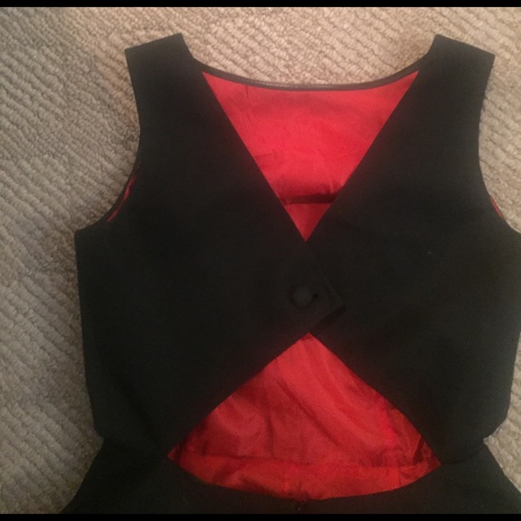 Classic lines LBD Isaac Mizrahi for Target 🎯💋 - Picture 6 of 8