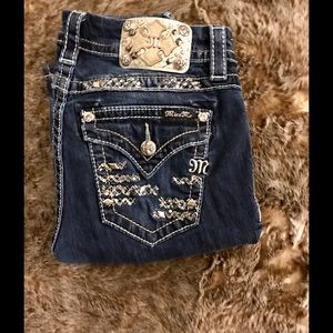 MISS ME MID-RISE BOOTCUT STRETCH JEANS