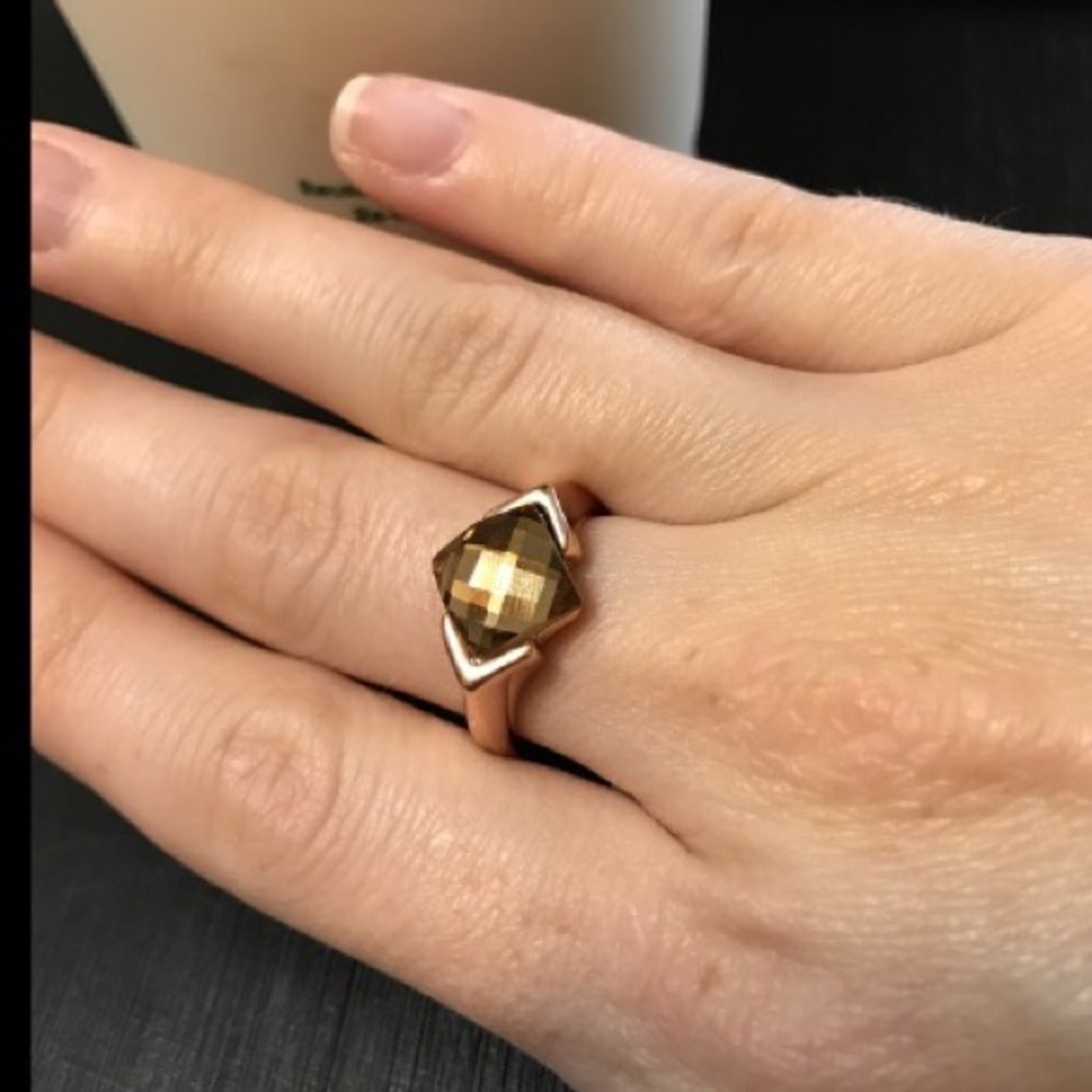 Champagne rose gold ring