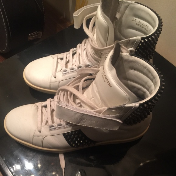 Saint Laurent - Picture 1 of 1