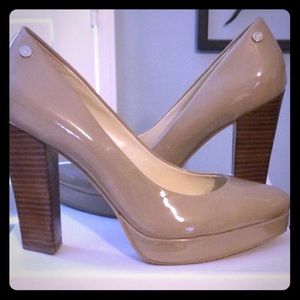 Block heel platform pumps size 10