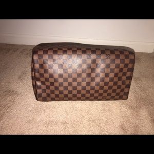 Louis Vuitton Bags - AUTHENTIC Louis Vuitton Speedy 35 Louis Vuitton Bags - AUTHENTIC Louis Vuitton Speedy 35