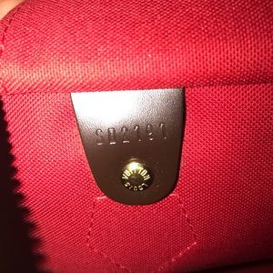 Louis Vuitton Bags - AUTHENTIC Louis Vuitton Speedy 35 Louis Vuitton Bags - AUTHENTIC Louis Vuitton Speedy 35