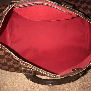 Louis Vuitton Bags - AUTHENTIC Louis Vuitton Speedy 35 Louis Vuitton Bags - AUTHENTIC Louis Vuitton Speedy 35