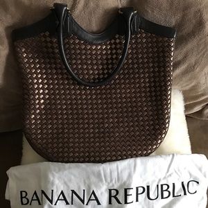Banana Republic - Woven Leather Metallic Bag