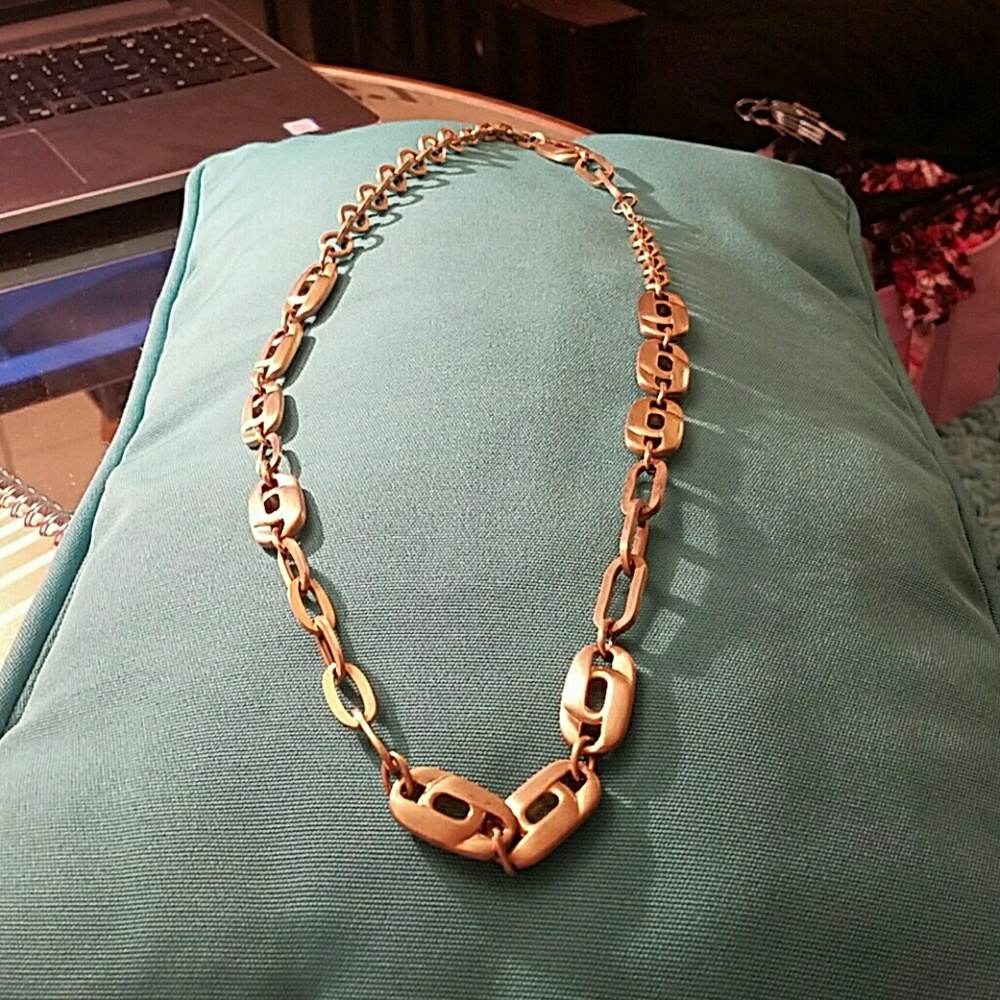 Gold chain necklace