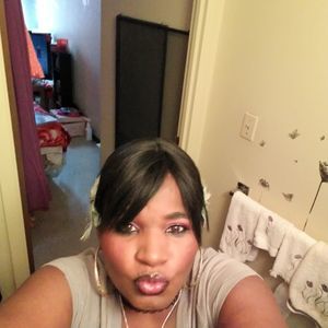 Meet your Posher, Candi trenda