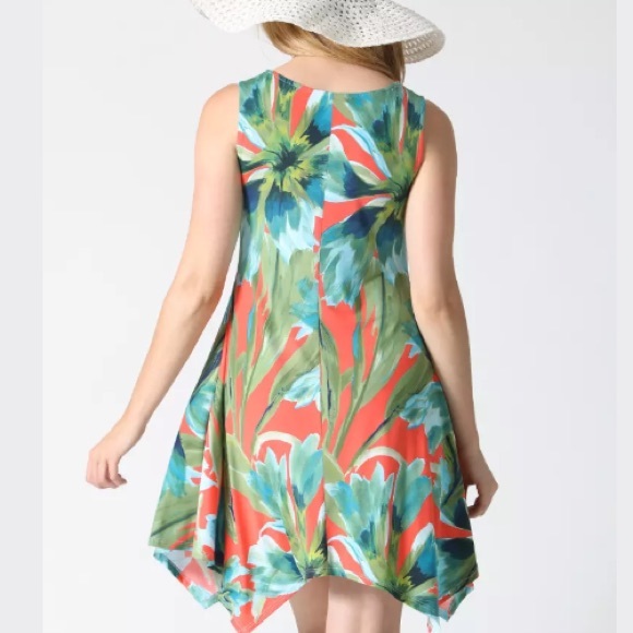 🛎 Last Call 🛎 Chic Handkerchief Breezy Dress NWT - Picture 3 of 4