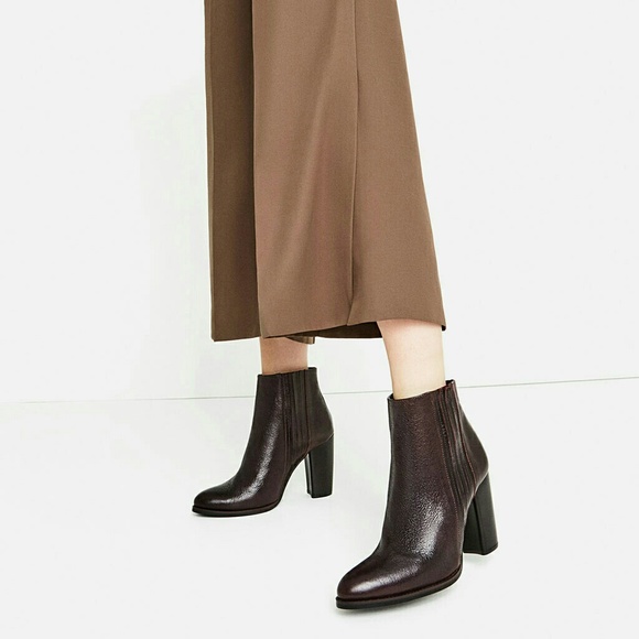 Zara Shoes - 🎉SALE🎉 New Zara Burgundy Ankle Boots Size 5