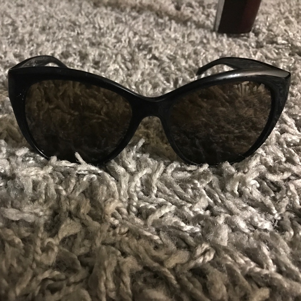 Tory burch sunglasses