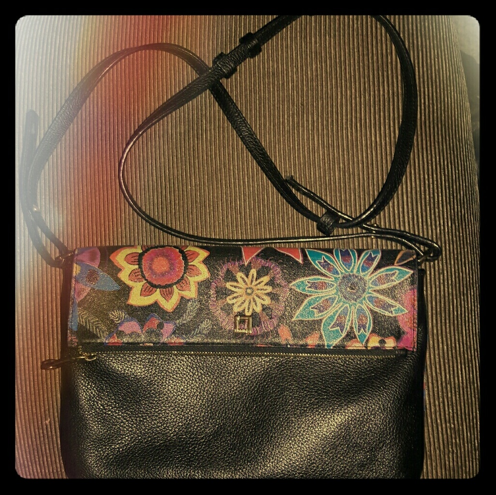 Gorgeous  Leather Lodis Crossbody