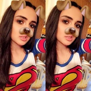 Meet your Posher, Lea