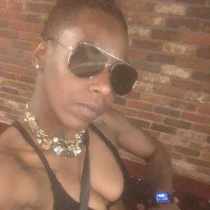 Meet your Posher, Latrice