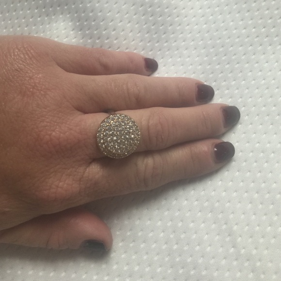 Round CZ ring - Picture 4 of 4