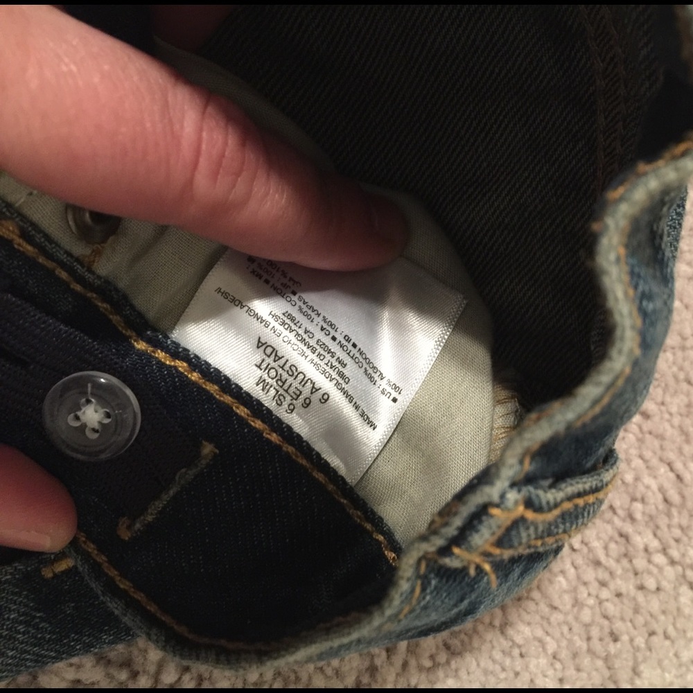 Jeans - Picture 2 of 3