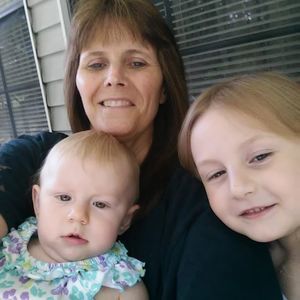 Meet your Posher, Carolyn