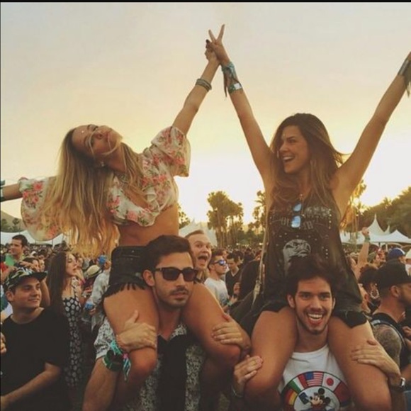 🌼Style Crush Theme / My Posh Party!🌼 March 20 @7 - Picture 2 of 8