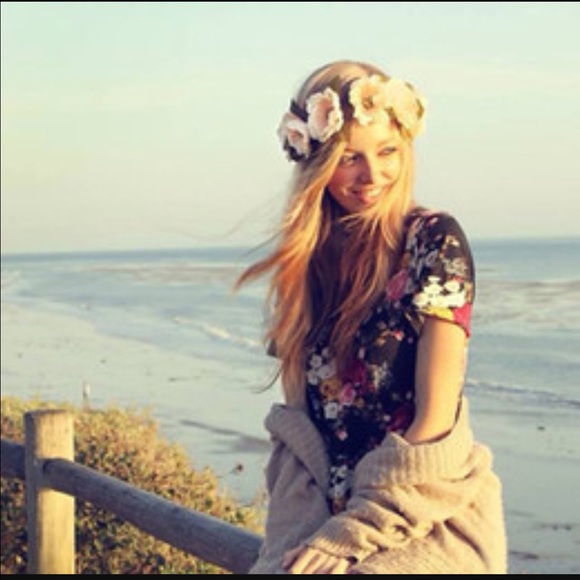 🌼Style Crush Theme / My Posh Party!🌼 March 20 @7 - Picture 3 of 8