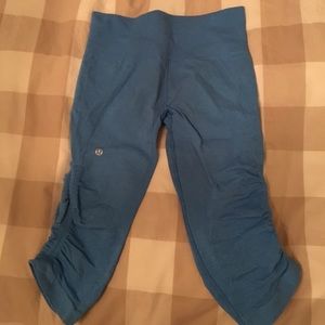 Lululemon In The Flow Crops